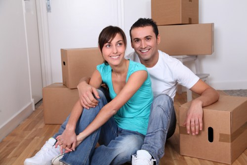 Furniture pick-up service collecting bulky items near Paddington properties